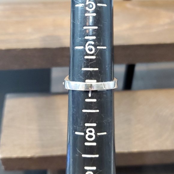 Size 7 925 Sterling Silver Brilliant Clear Cubic Zirconia Gem Ring - Picture 6 of 8